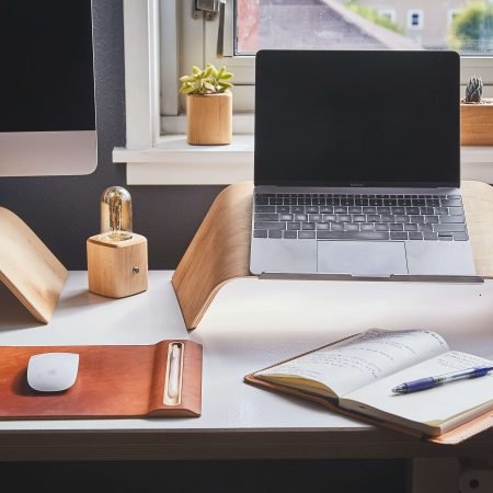 Télétravail vs. Travail Hybride : Avantages, Inconvénients et Avenir